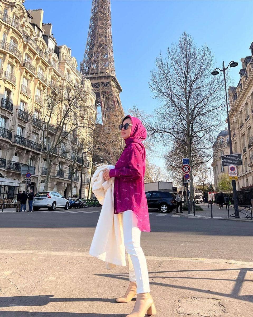 instagram.com/donnaprive.id