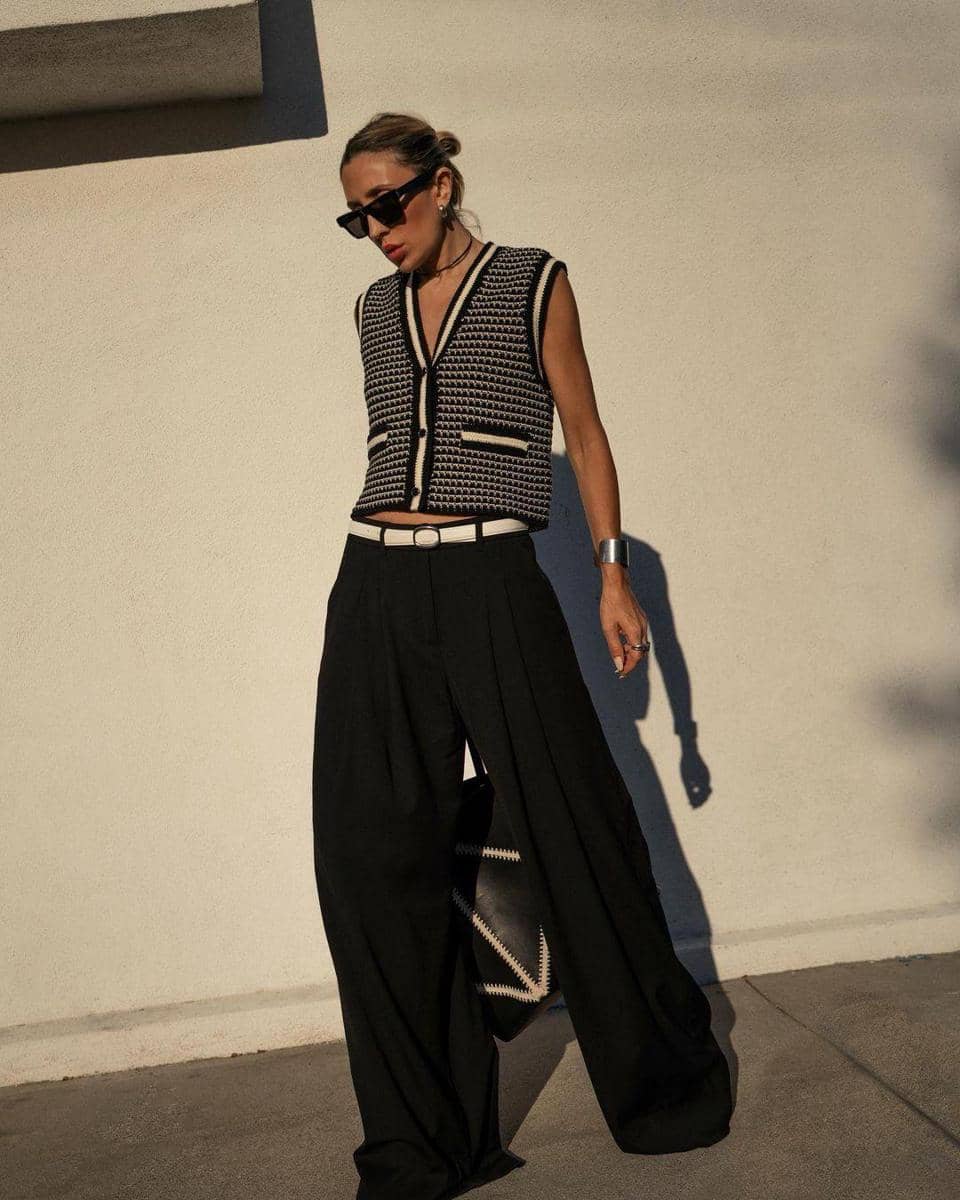 instagram.com/angelafink