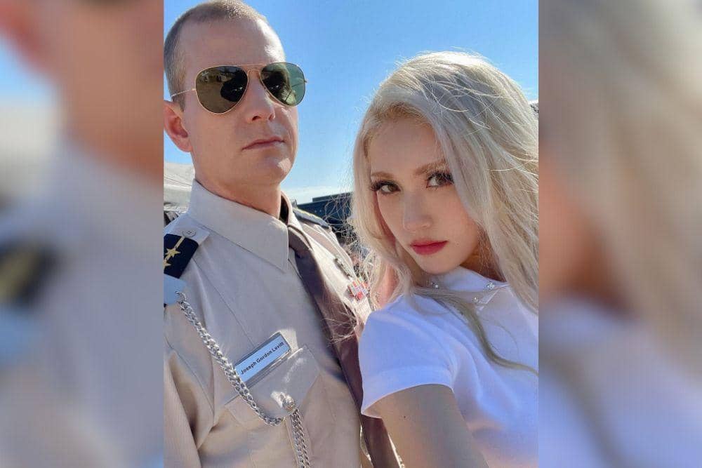 instagram.com/somsomi0309