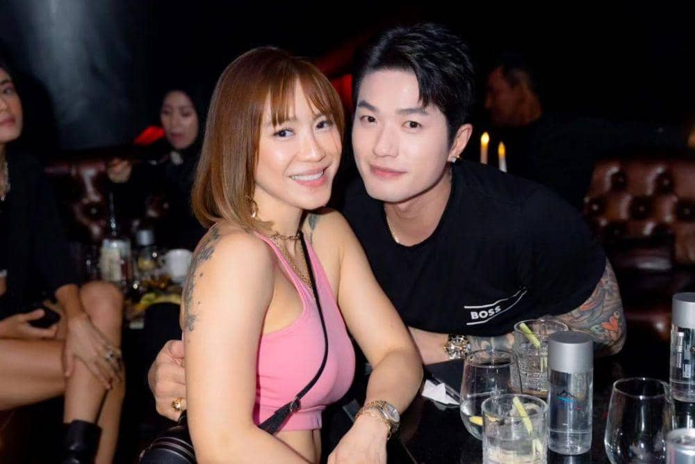 instagram.com/moa_aeim