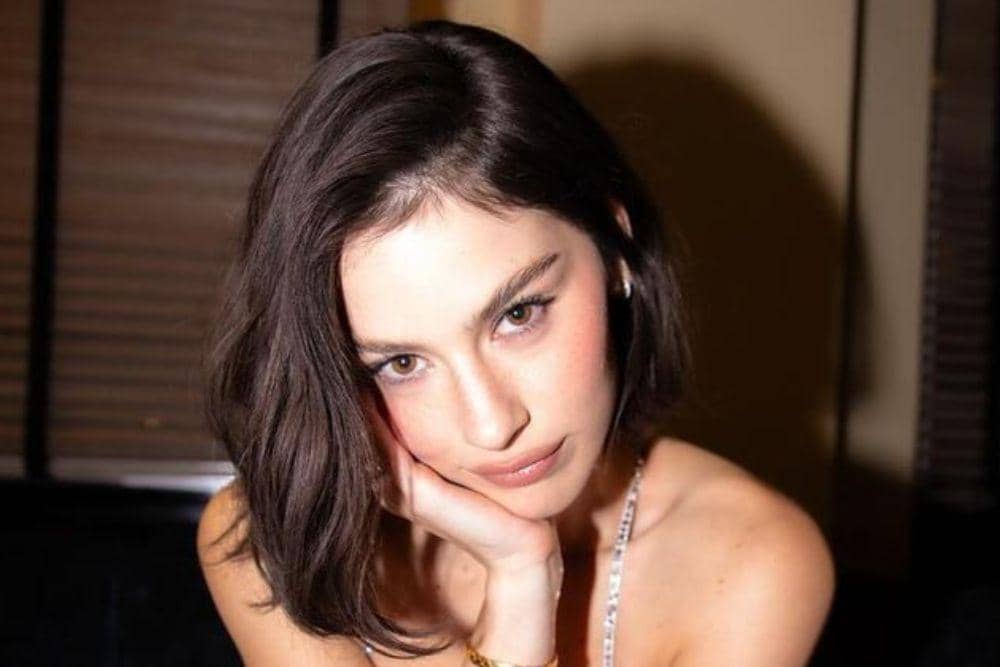 instagram.com/gracieabrams