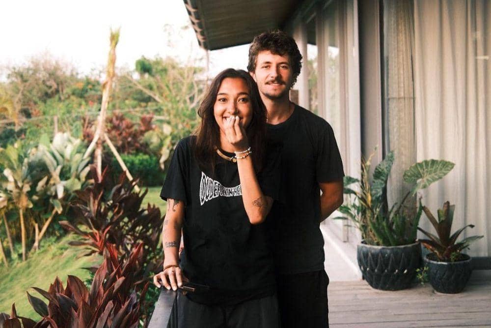 instagram.com/carissaperusset