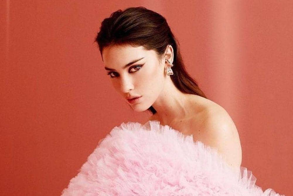 instagram.com/gracieabrams