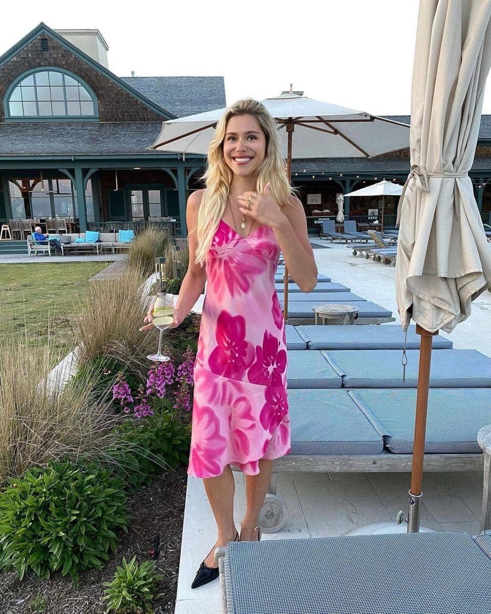 instagram.com/nataliaspotts