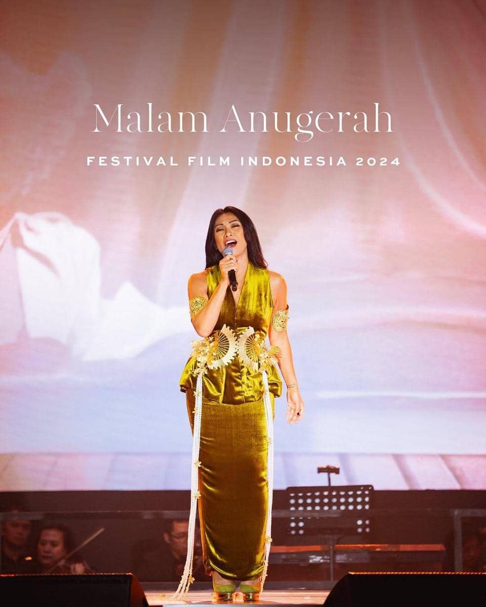 instagram.com/tulola