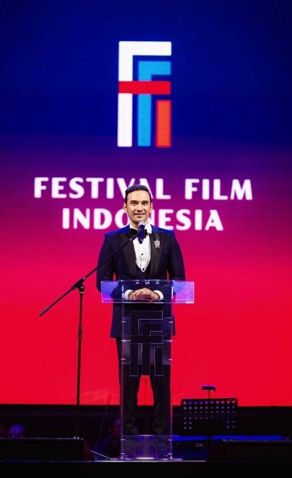 instagram.com/hagaipakan