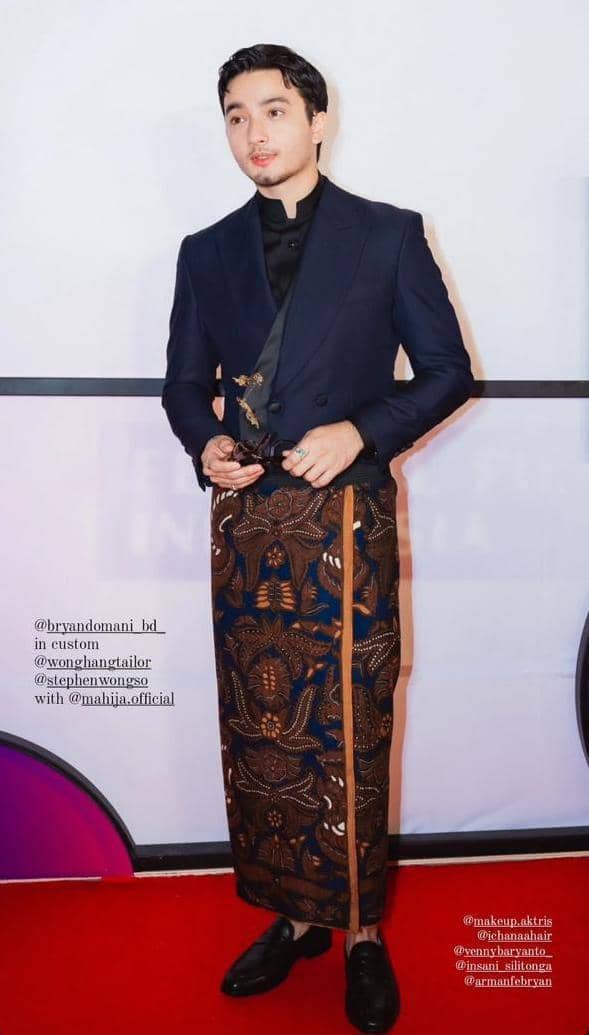 instagram.com/hagaipakan