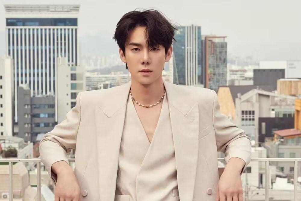 instagram.com/yoo_yeonseok