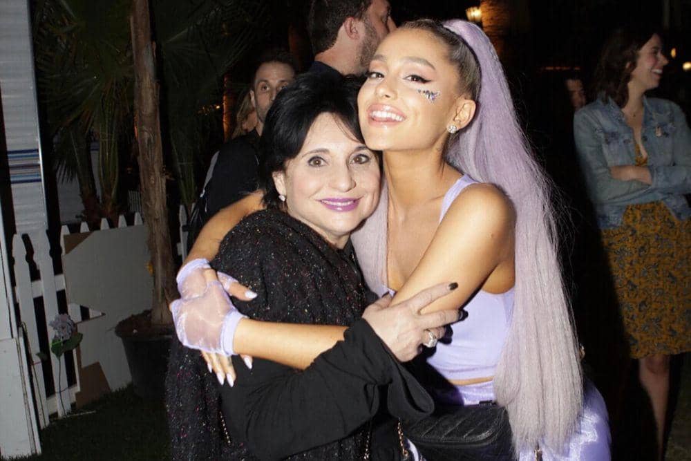 arianagrande.fandom.com