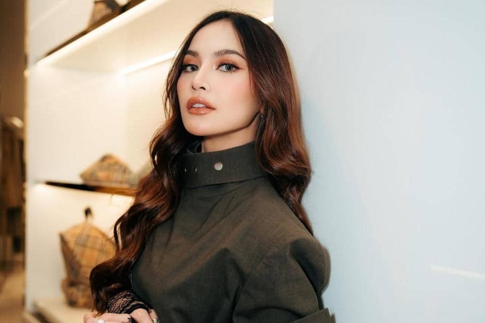 instagram.com/mahaliniraharja