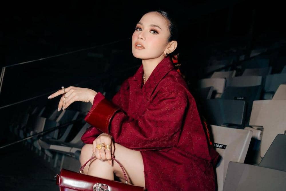 instagram.com/mahaliniraharja