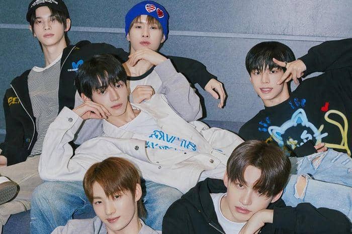 instagram.com/pledis