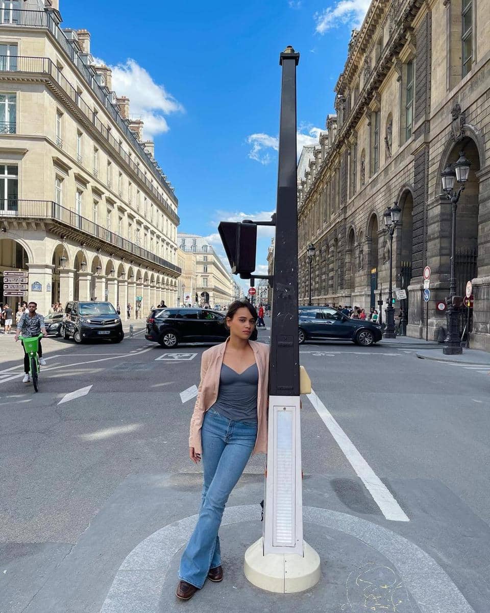 instagram.com/auroraribero