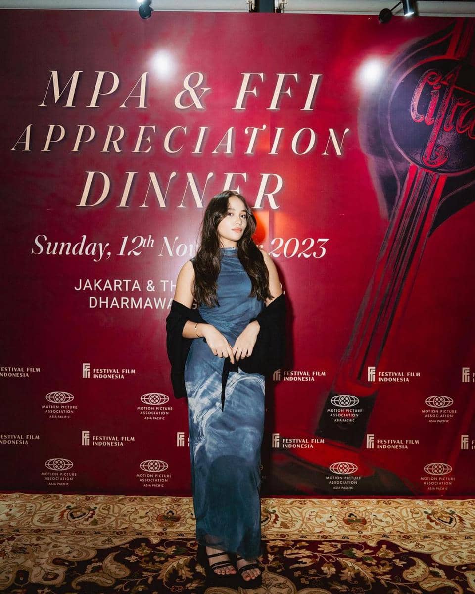 instagram.com/auroraribero