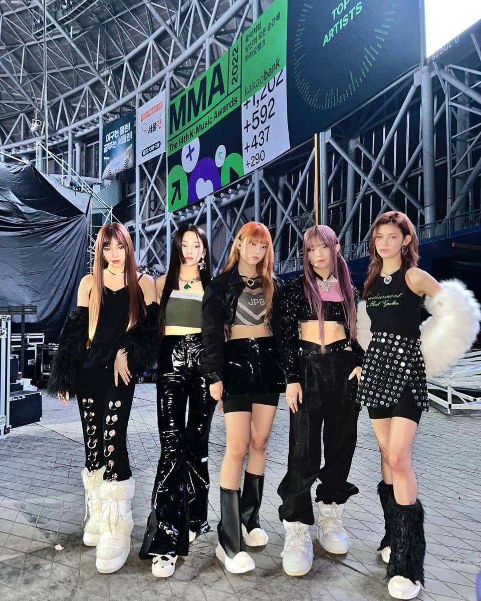 instagram.com/newjeans_official