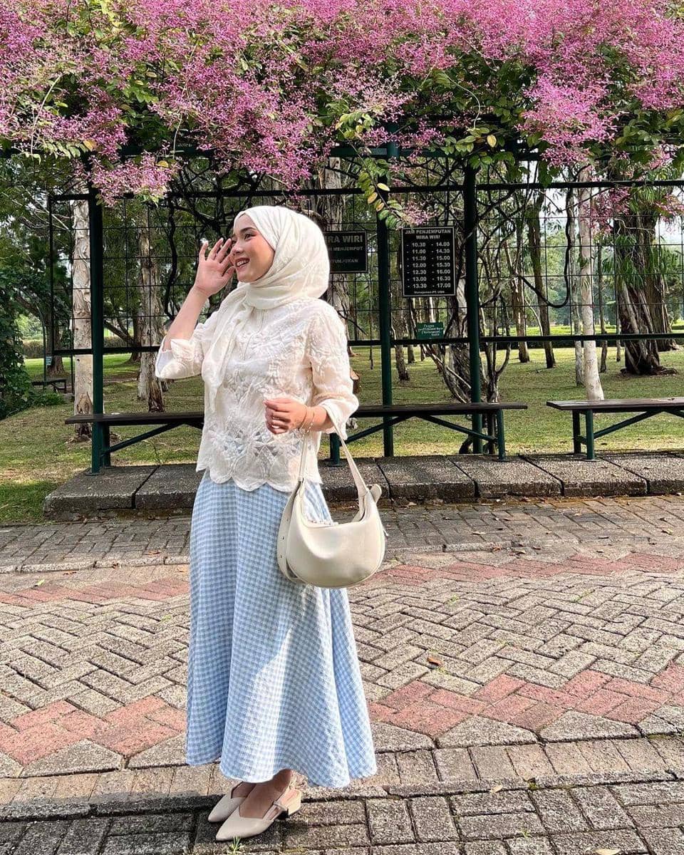 instagram.com/diannn.d