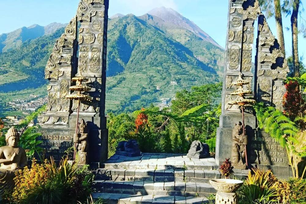 instagram.com/_bukitsanjaya