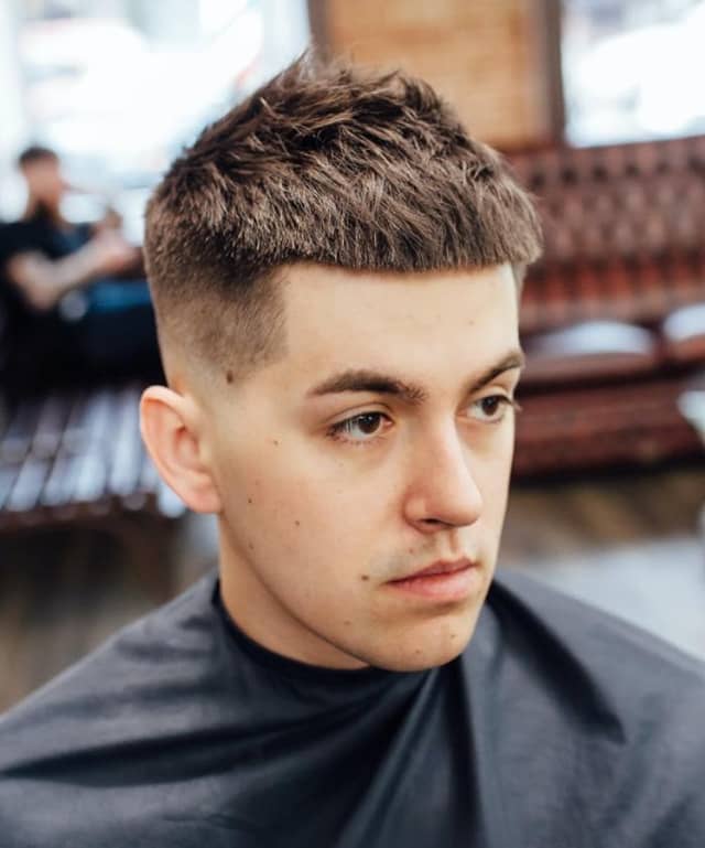 Style Rambut Mix Fade 10 Potongan Rambut Mid Fade yang Trendi untuk Laki-Laki | Popbela.com
