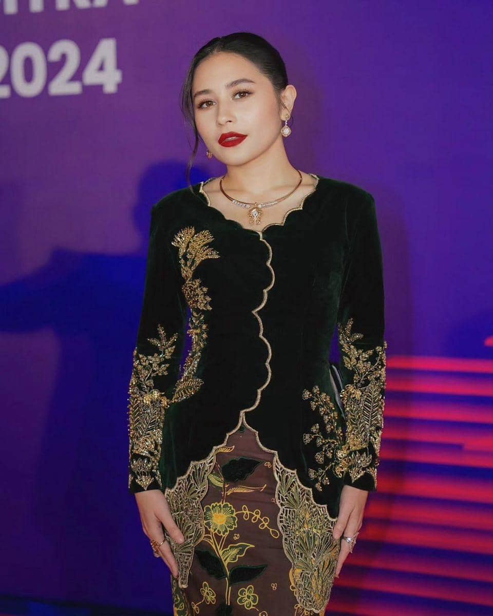 instagram.com/byansoe