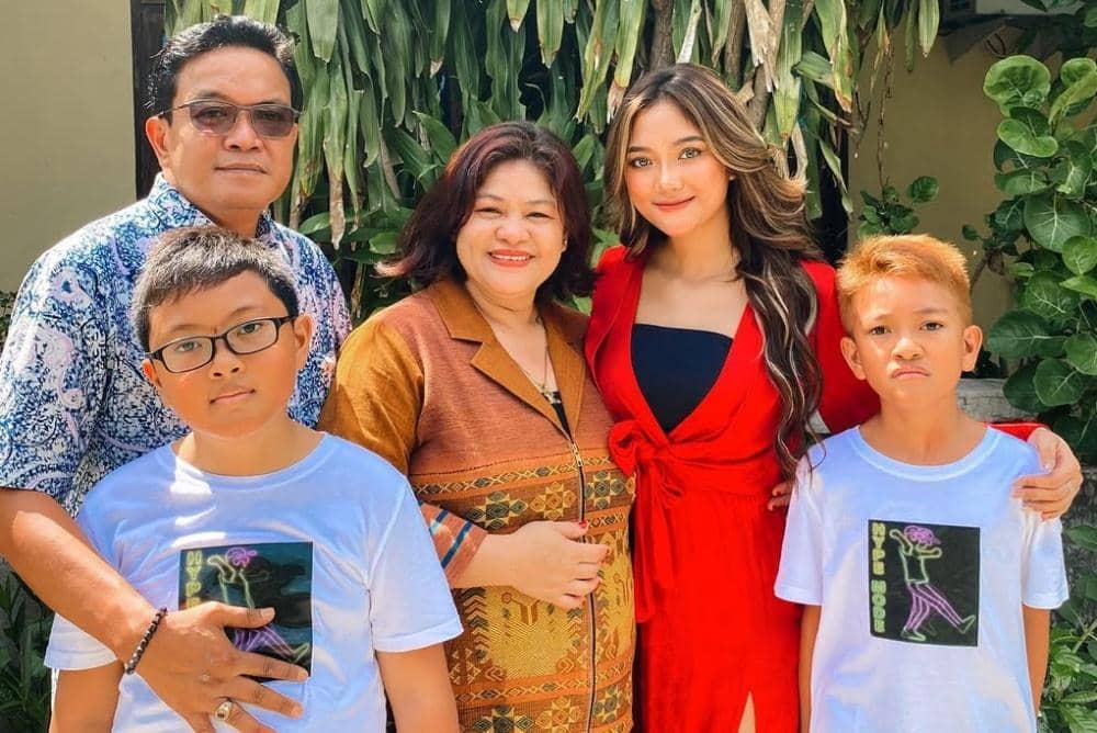 Instagram.com/lalamarionmj