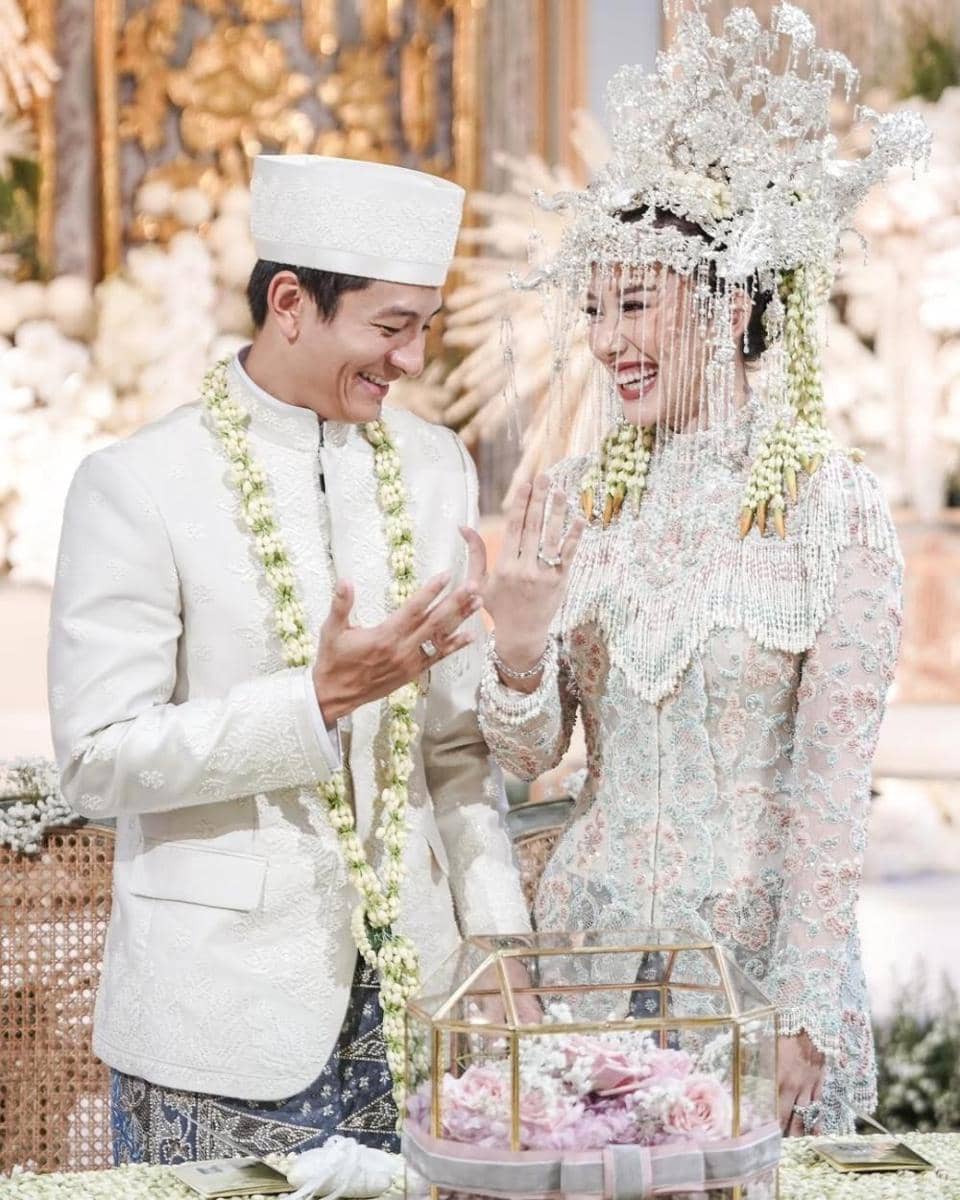 Instagram.com/thebridedept