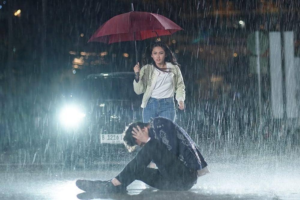 instagram.com/akutakmembencihujan.official