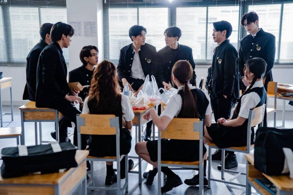 instagram.com/highschoolfrenemy