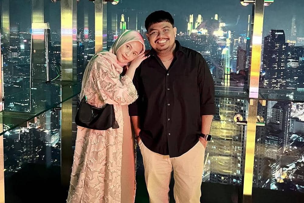 Instagram.com/@indhningtys