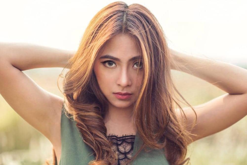 facebook.com/nadiavegaofficial