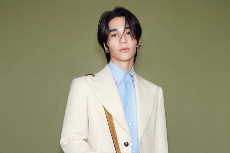 instagram.com/jeffsatur