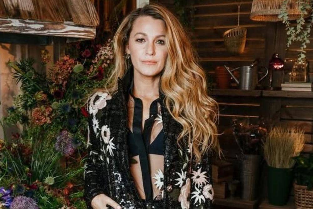 instagram.com/blakelively