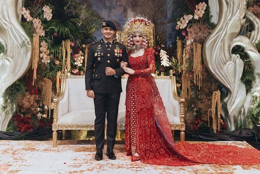 Instagram.com/@febbyrastanty