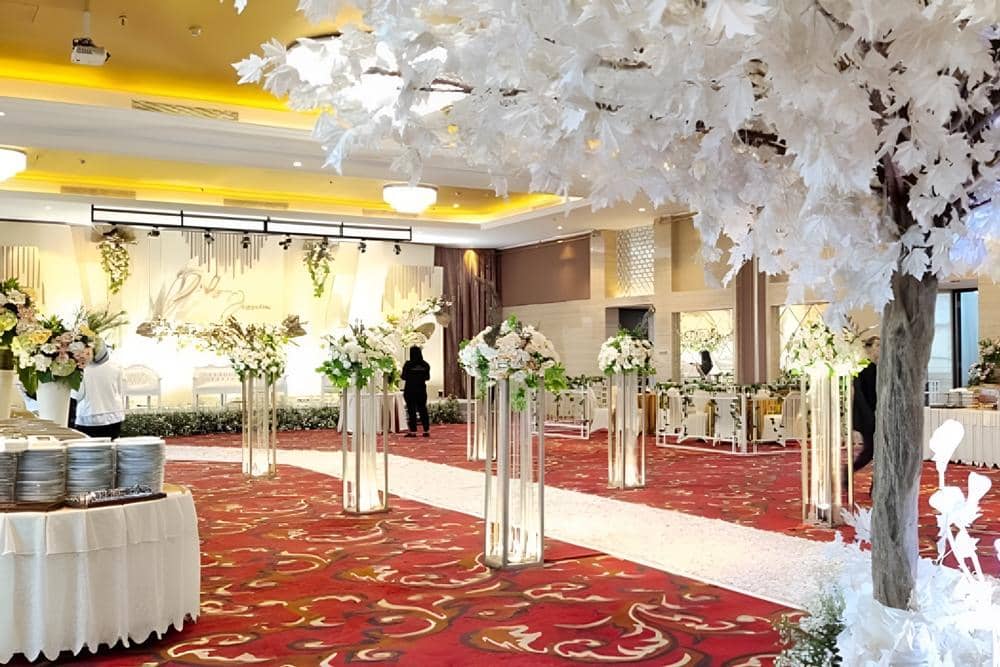 Instagram.com/@oneeleven_weddinghall