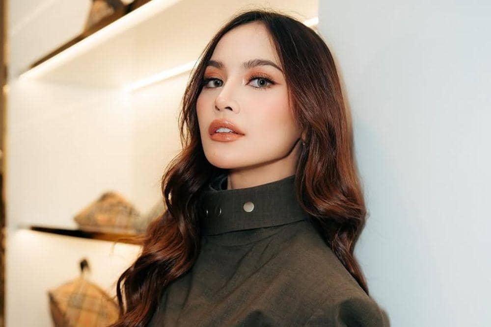 instagram.com/mahaliniraharja