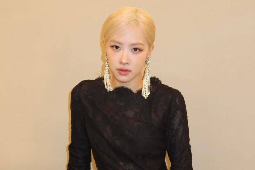 instagram.com/roses_are_rosie