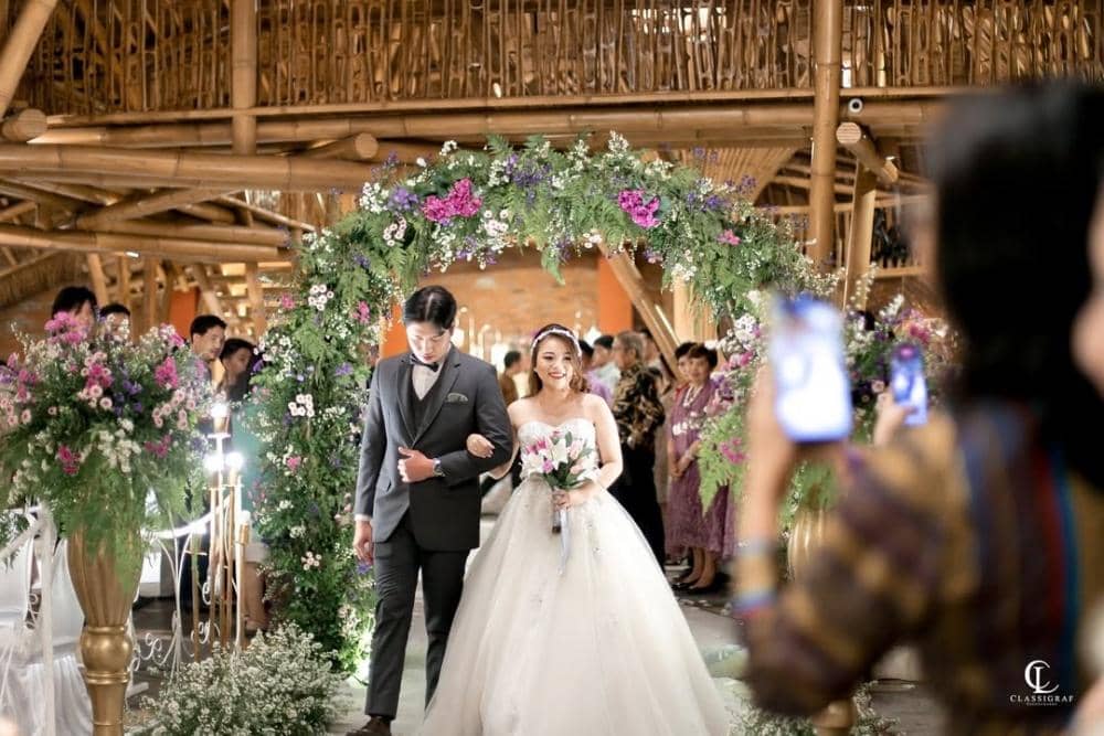 Instagram.com/balihouseserpong