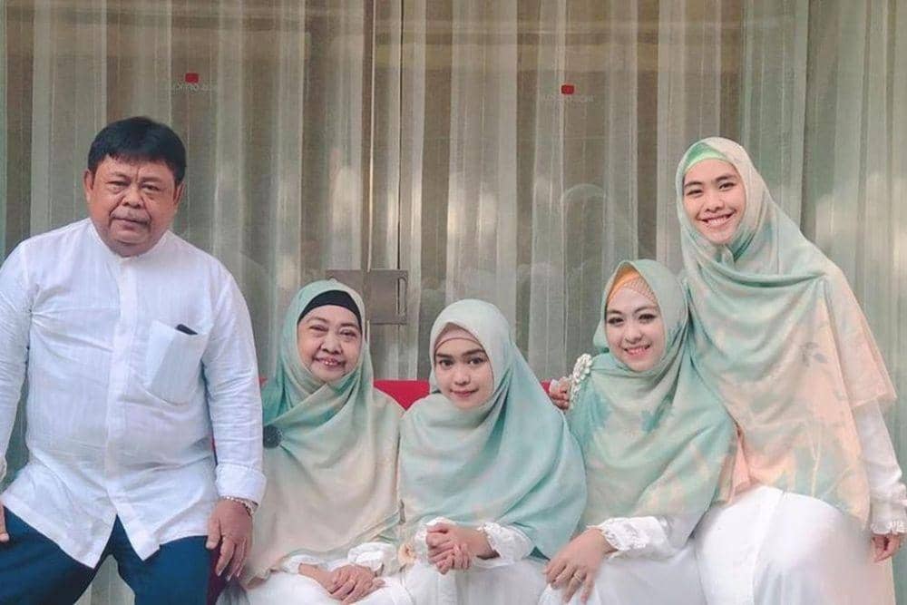 Instagram.com/riaricis1795