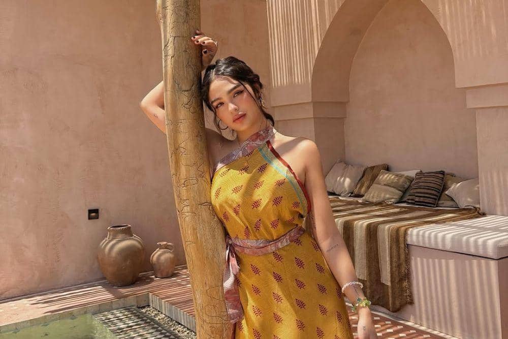 instagram.com/blythe