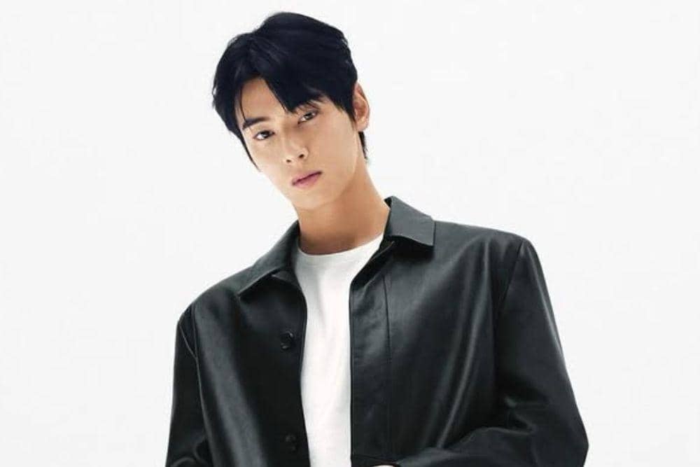 instagram.com/eunwo.o_c