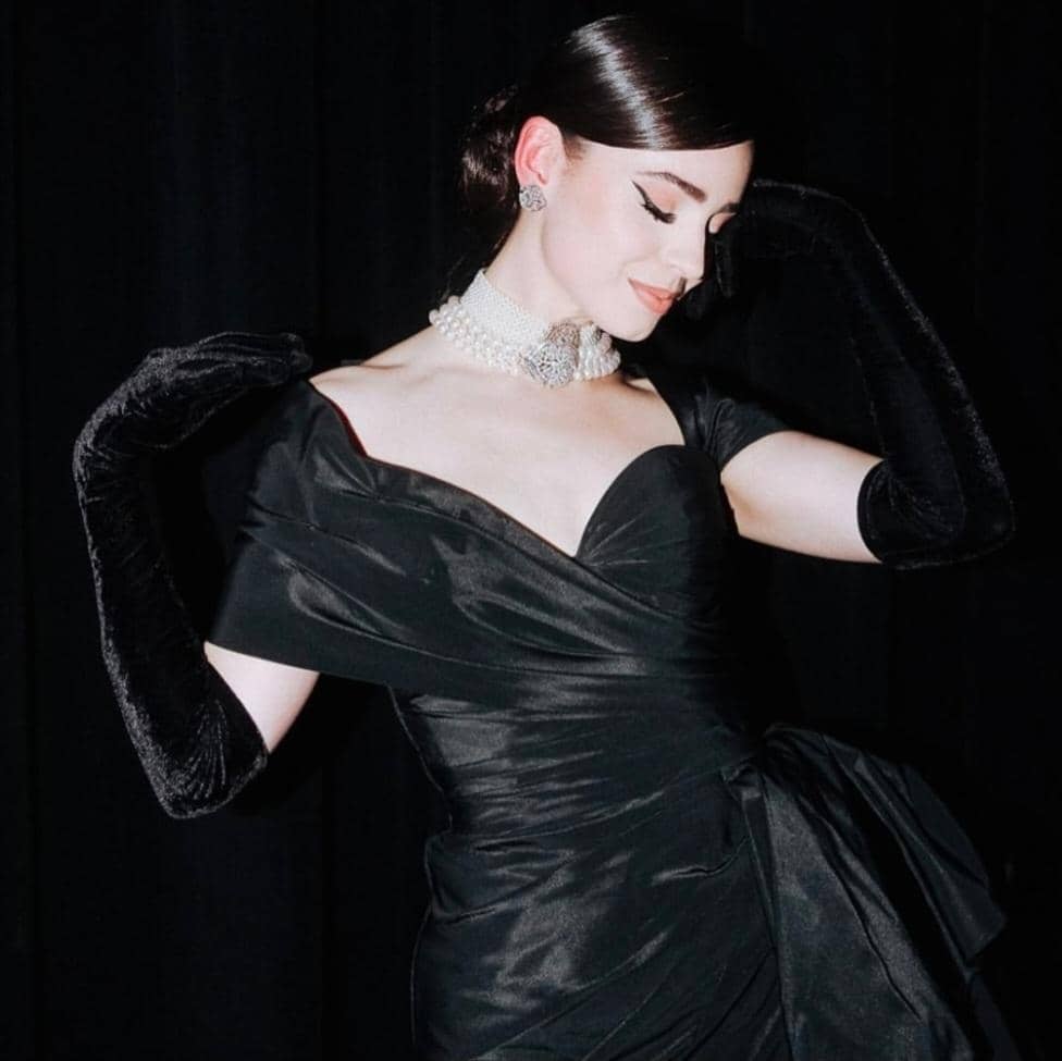 Instagram.com/sofiacarson