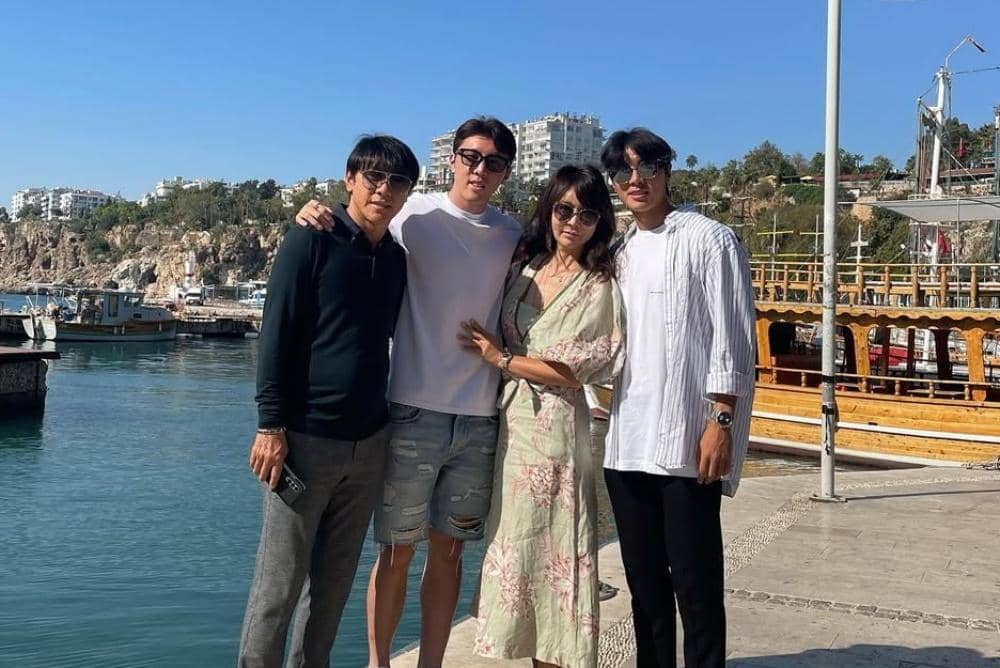 Instagram.com/shin_jaewon77