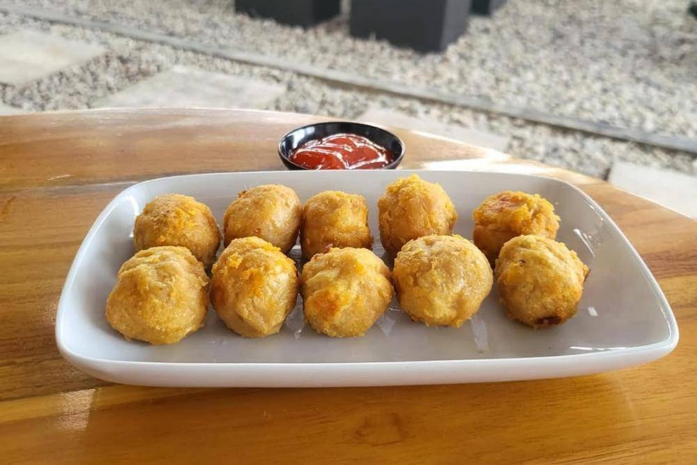 instagram.com/queen_frozenfoodpku