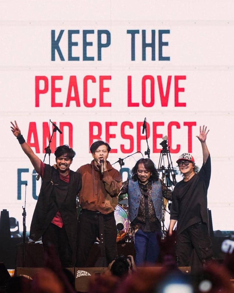 Instagram/gigibandofficial