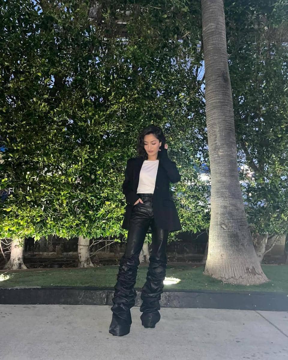 instagram.com/annasawai