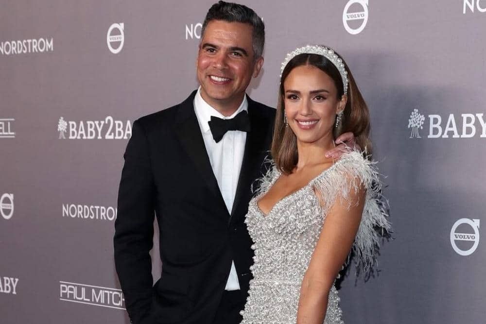 Instagram.com/cashwarren