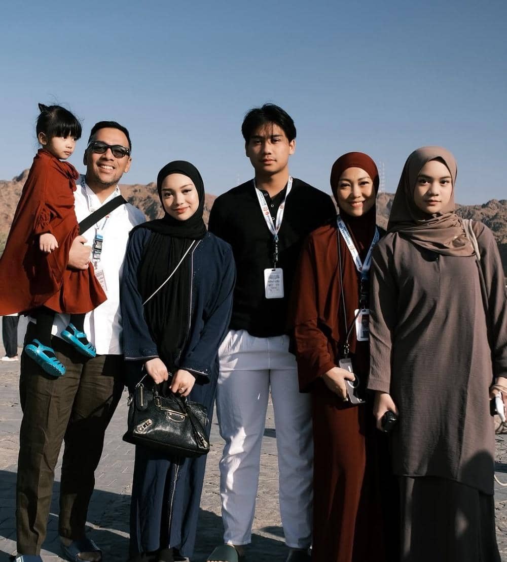 Instagram.com/riafinola