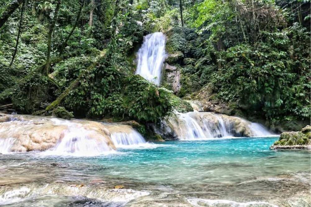 Wisata Air Terjun Bihewa: Lokasi, Jam Buka, dan Spot Foto