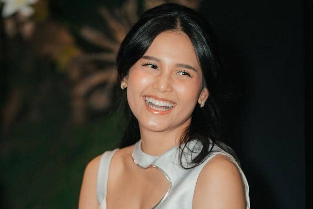 instagram.com/yunitasiregar