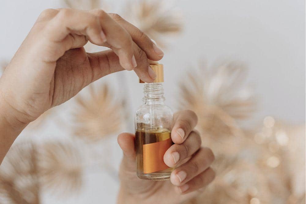 Pilihan Minyak Esensial dalam Perawatan Kulit  