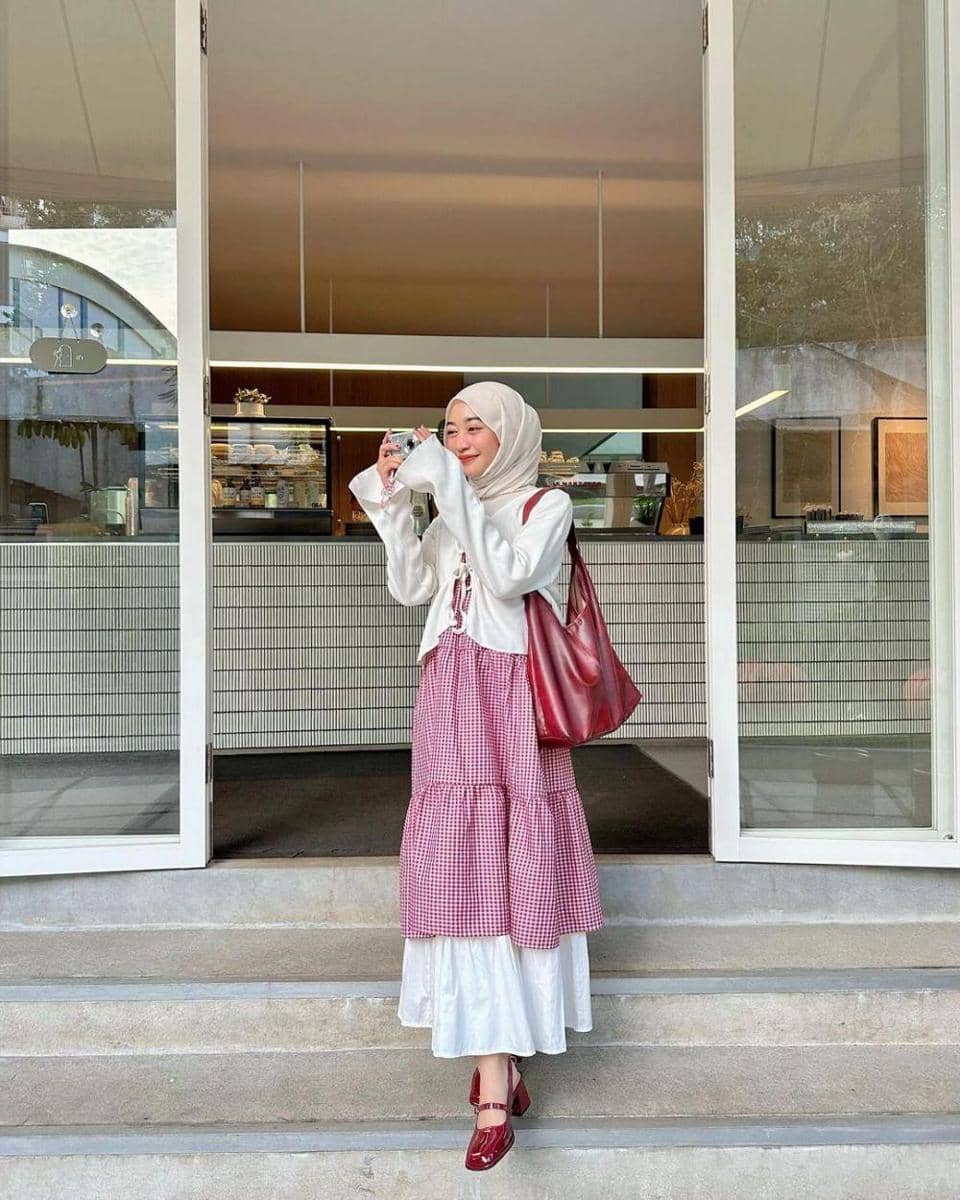 Instagram.com/nabilayua